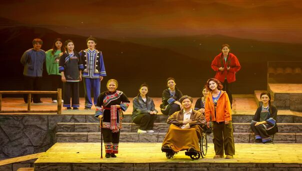 央广网：原创音乐剧《有凤 ...